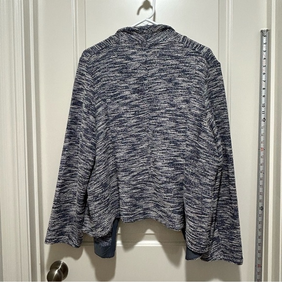 C B est 1962 women’s size 1X jacket. Blue & white Open Front Cardigan. - Picture 2 of 9